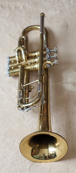 TANABE Trumpet(front)