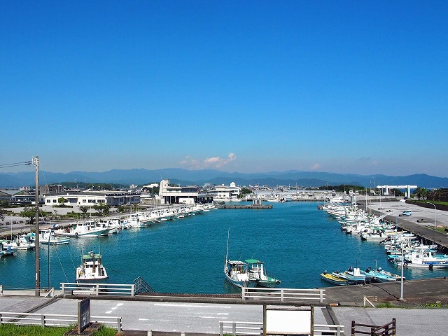 青の部屋［BLUE ROOM］